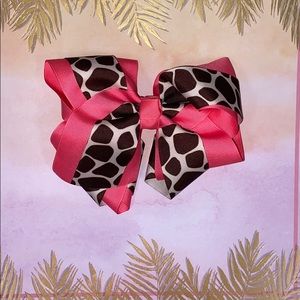 Hot Pink and Giraffe Print Large Bow